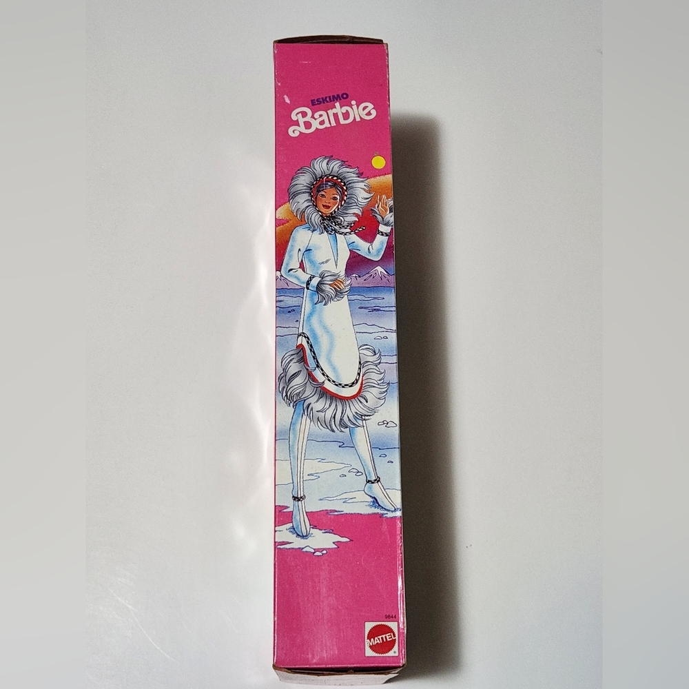 1990 Eskimo Barbie Dolls Of The World Collection Vintage Doll 21 - Picture 4 of 9